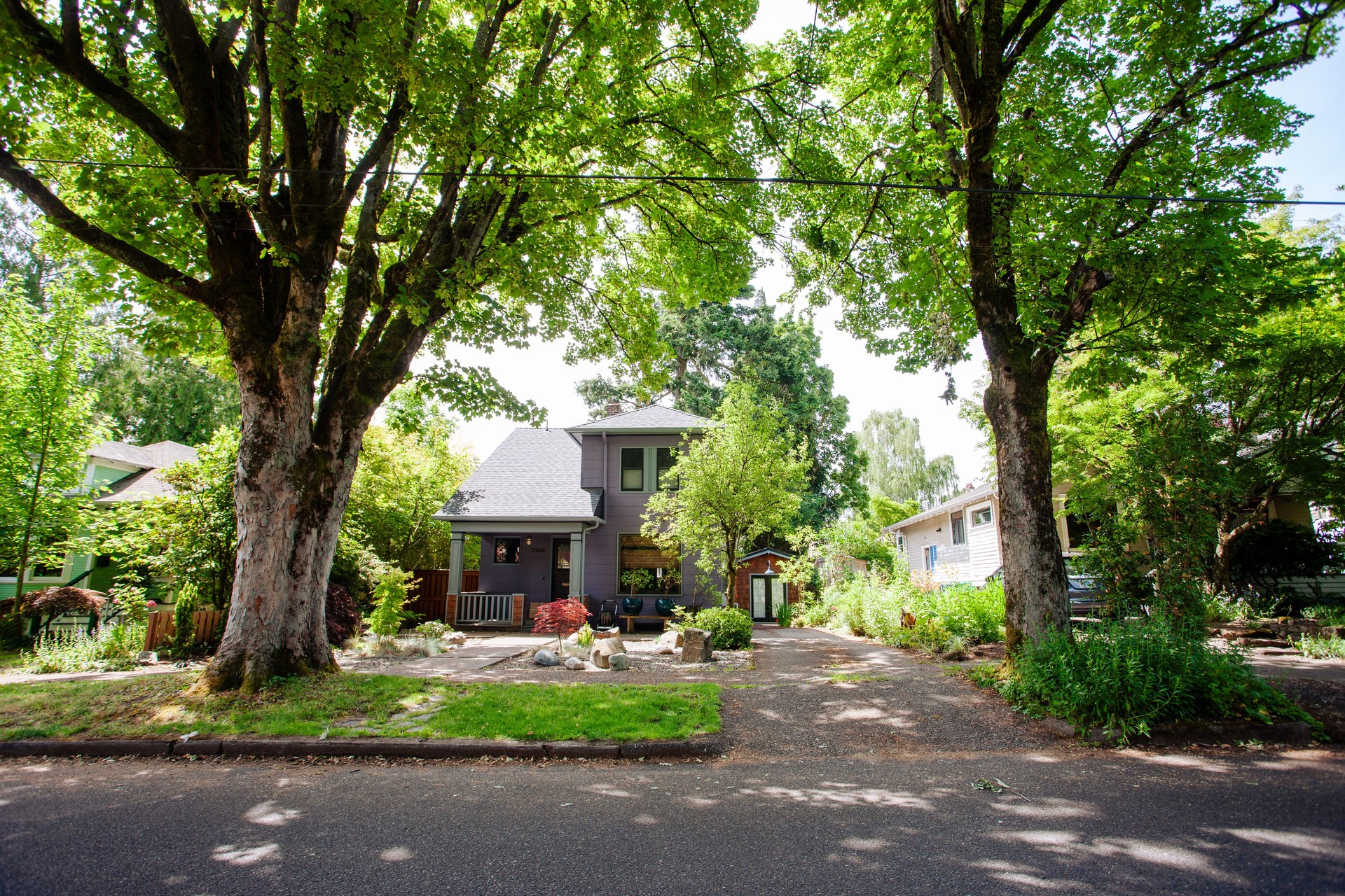 Pacific Northwest Neighborhood And Homes in Portland Oregon
